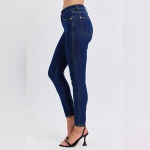 Judy Blue Mid Rise Tummy Control Classic Skinny Denim Jeans